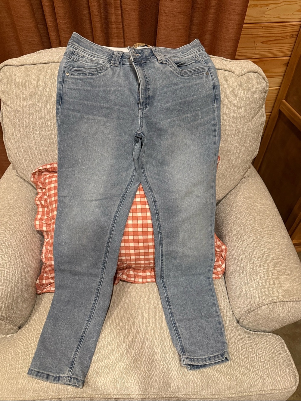 Democracy Skinny Jeans in Light Blue Wash